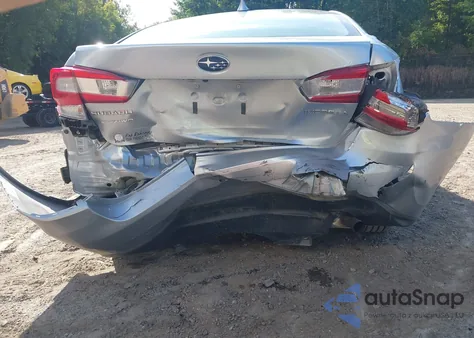 2018 Subaru Impreza 2.0I Premium из США, поврежденный, VIN 4S3GKAB63J3617635